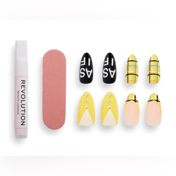Clueless “Cher” Revolution False Nails Kit - Picture 2 of 6